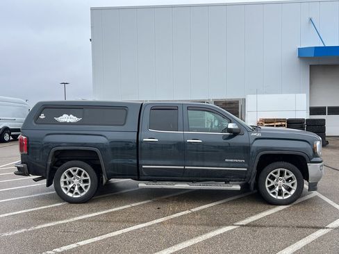 Used 2017 GMC Sierra 1500 SLT w/ SLT Premium Package image 7