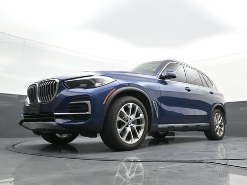 Used 2023 BMW X5 xDrive40i w/ Premium Package AWD/4WD image 24