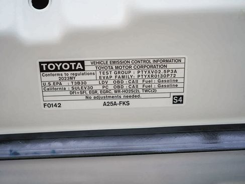 Used 2023 Toyota Camry SE FWD image 28