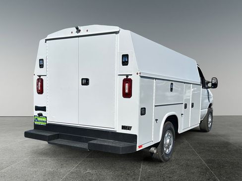 New 2026 Ford E-350 and Econoline 350 Super Duty w/ Power Equipment Group image 5
