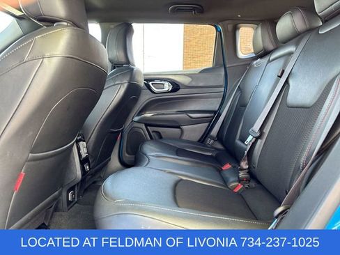 Used 2025 Jeep Compass Trailhawk AWD/4WD image 23