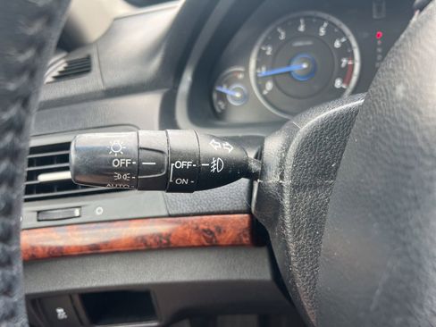 Used 2010 Honda Crosstour EX-L image 17