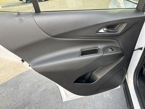 Used 2024 Chevrolet Equinox LT image 26