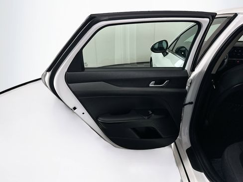 Used 2025 Kia K5 LXS image 24