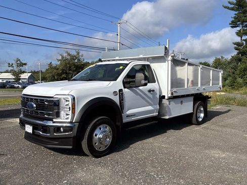 Used 2025 Ford F550 2WD Regular Cab Super Duty w/ XLT Value Package image 3