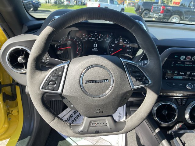 Used 2017 Chevrolet Camaro LT RWD image 14