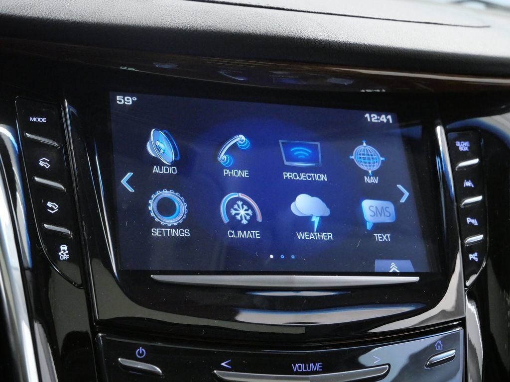 Used 2018 Cadillac Escalade Luxury AWD/4WD image 23
