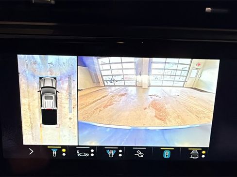 Used 2022 GMC Sierra 1500 AT4 w/ AT4 Premium Package image 36