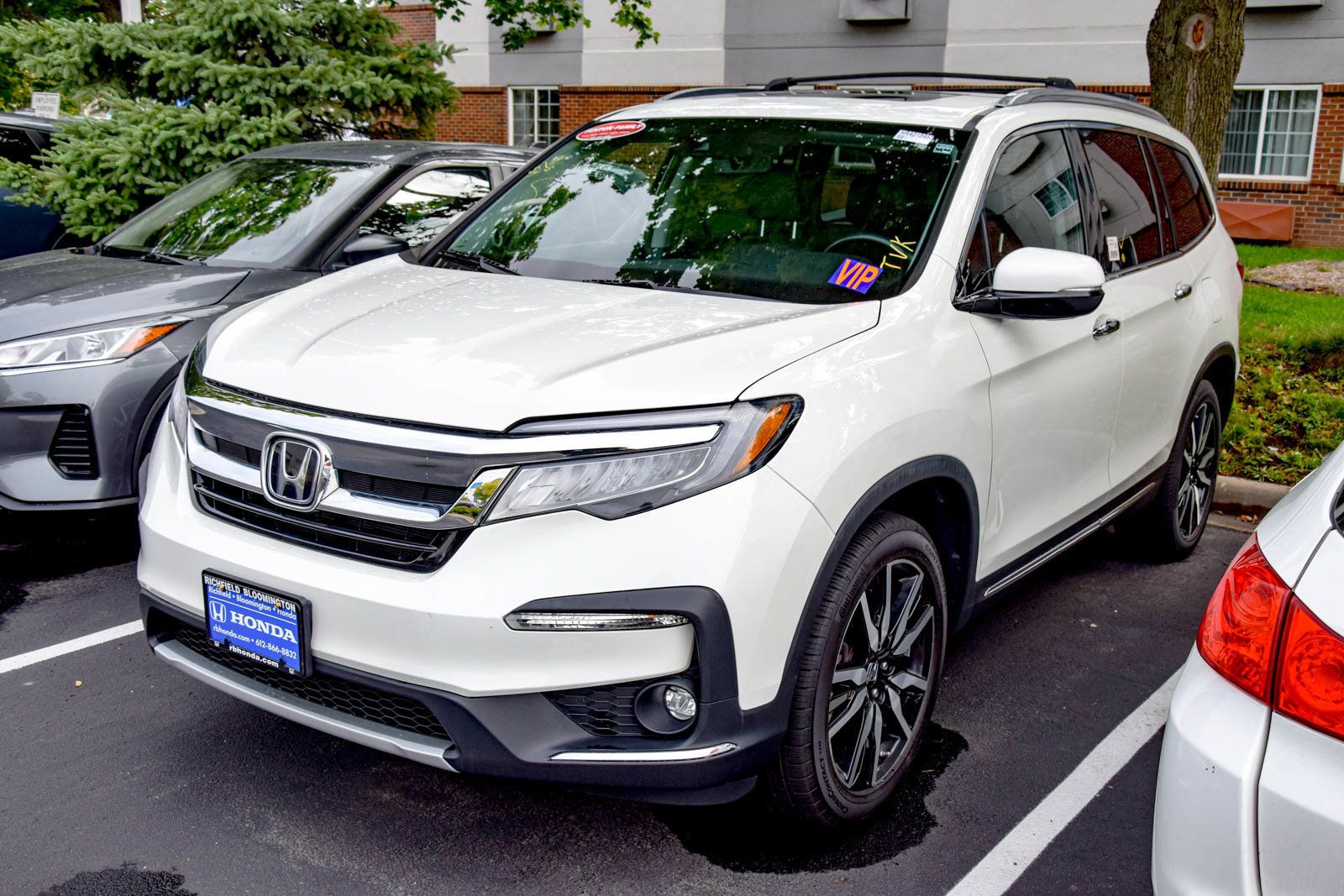 Used 2019 Honda Pilot Touring image 13