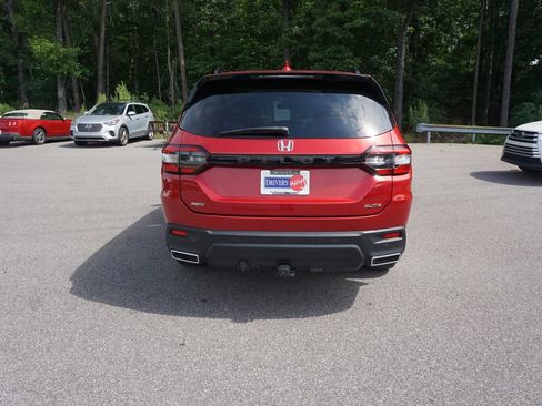 Used 2023 Honda Pilot Elite image 23
