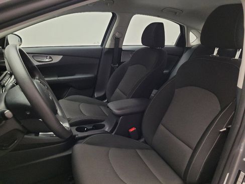 Used 2023 Kia Forte LXS FWD image 17