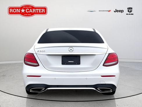 Used 2018 Mercedes-Benz E 300 image 5