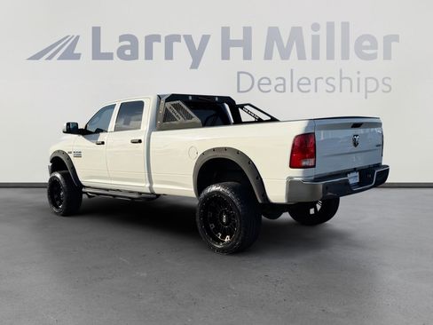 Used 2018 RAM 2500 Tradesman w/ Chrome Appearance Group image 3