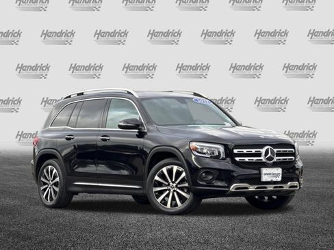 Used 2021 Mercedes-Benz GLB 250 4MATIC image 2