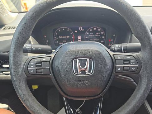 Used 2025 Honda Accord SE image 12