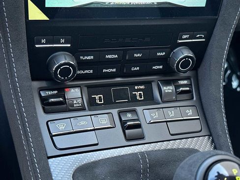 Certified 2024 Porsche 718 Cayman GT4 RS image 17