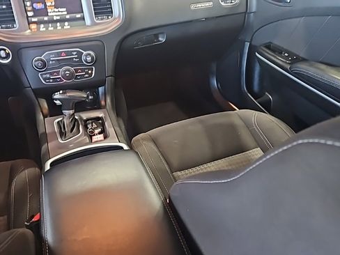 Used 2023 Dodge Charger SXT image 22