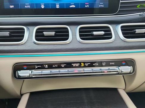 Used 2022 Mercedes-Benz GLS 450 4MATIC image 59