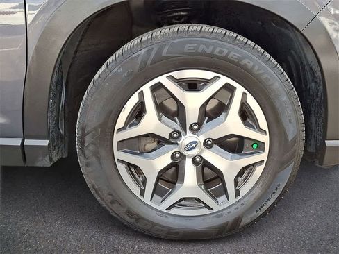 Used 2022 Subaru Forester Premium image 23