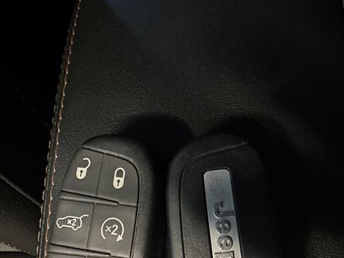 Used 2021 Jeep Compass Limited w/ Sun and Sound Group AWD/4WD image 17