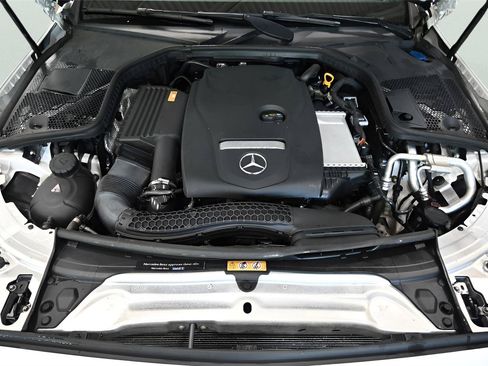 Used 2018 Mercedes-Benz C 300 4MATIC Sedan w/ Premium Package image 36