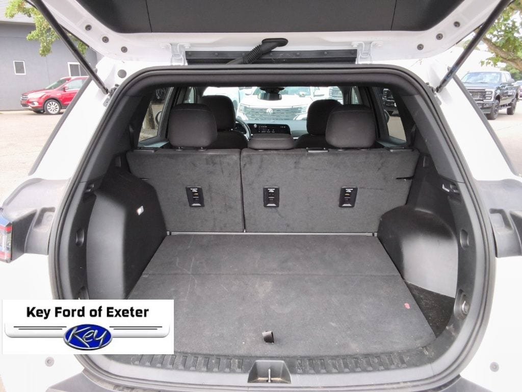 Used 2026 Chevrolet Equinox LT AWD/4WD image 14