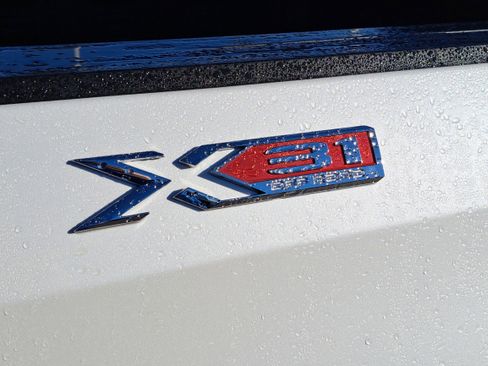 Used 2024 GMC Sierra 1500 SLT w/ SLT Premium Plus Package image 6