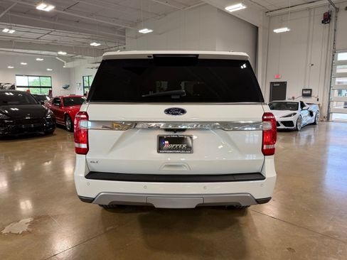 Used 2021 Ford Expedition XLT AWD/4WD image 6