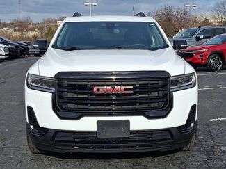 Certified 2023 GMC Acadia SLE w/ Driver Convenience Package video 2