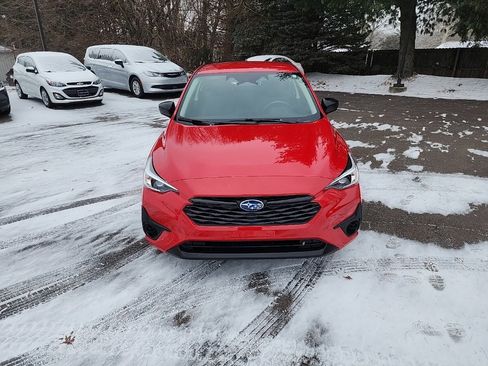 Used 2024 Subaru Impreza 2.0i image 2