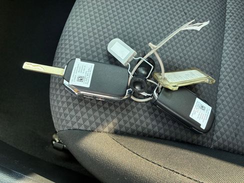 Used 2025 Kia Soul LX w/ LX Technology Package image 21