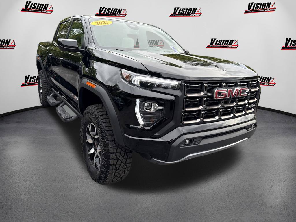 Used 2025 GMC Canyon AT4 w/ AT4X Package AWD/4WD image 3