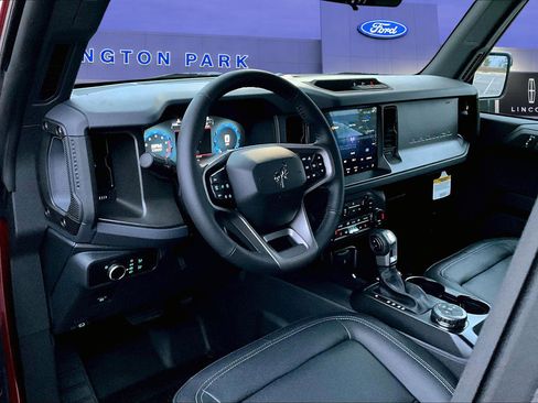 New 2025 Ford Bronco Big Bend AWD/4WD image 6
