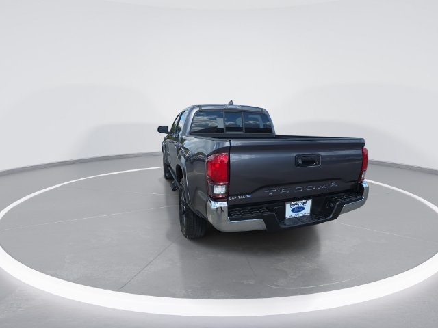 Used 2021 Toyota Tacoma SR5 w/ SR5 Appearance Package (SM) RWD image 7