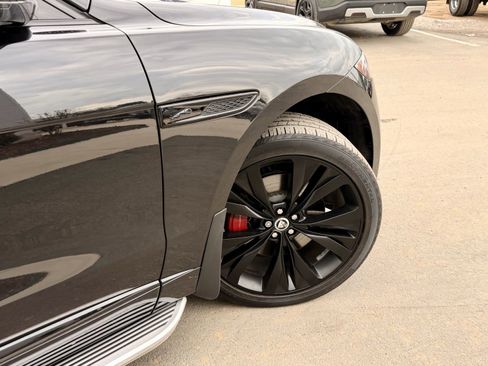 Used 2024 Jaguar F-PACE R-Dynamic S image 30