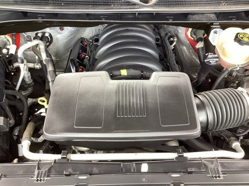 Used 2023 Chevrolet Silverado 1500 Custom Trail Boss AWD/4WD image 32