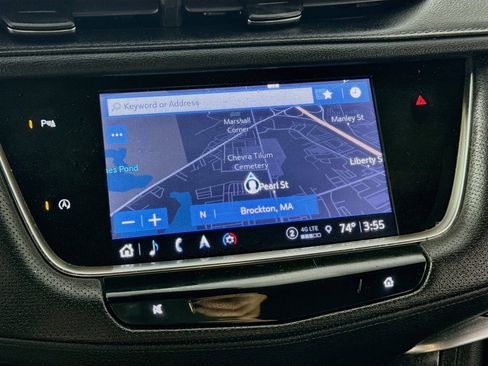 Used 2023 Cadillac XT5 Premium Luxury AWD/4WD image 2