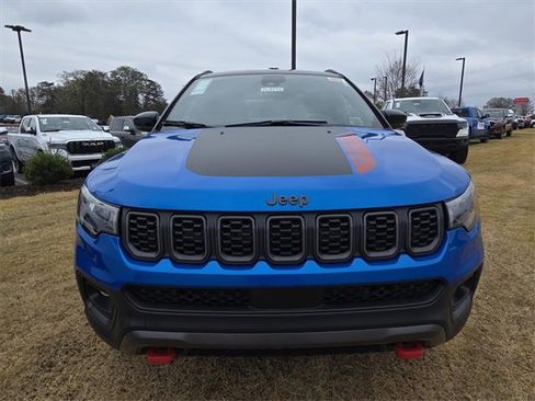 New 2026 Jeep Compass Trailhawk image 15