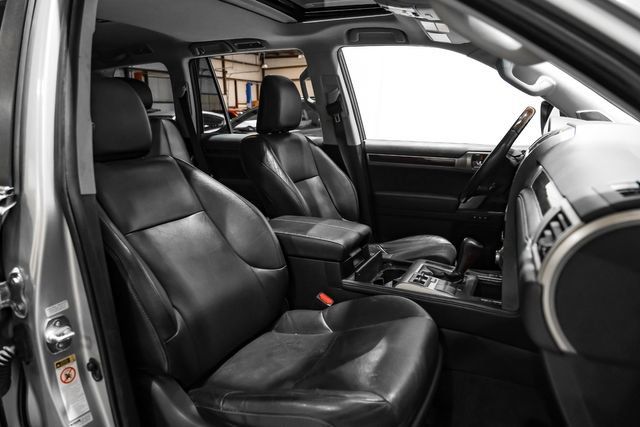 Used 2017 Lexus GX 460 Premium w/ Premium Package AWD/4WD image 40