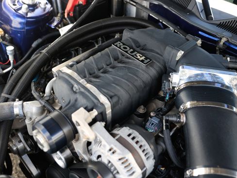 Used 2010 Ford Mustang GT image 53