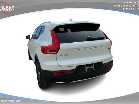 Used 2020 Volvo XC40 T5 Inscription image 7