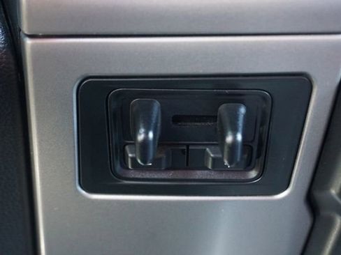 Certified 2022 Ford F250 Lariat w/ Black Appearance Package image 9