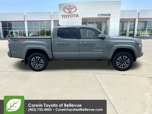 Used 2023 Toyota Tacoma TRD Sport AWD/4WD image 6