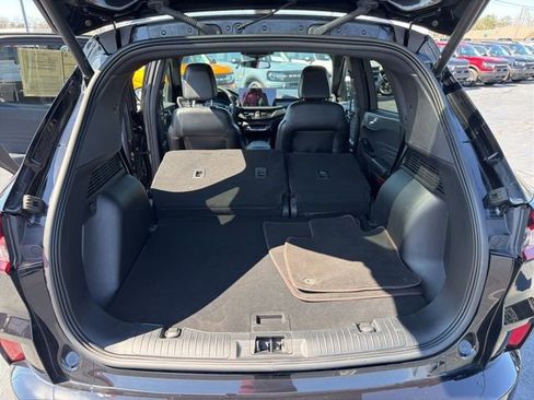 Certified 2023 Ford Escape ST-Line Select w/ Tech Pack #2 image 10