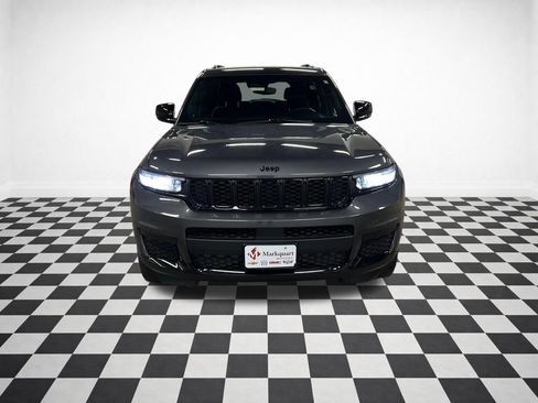 Used 2021 Jeep Grand Cherokee L Laredo AWD/4WD image 3