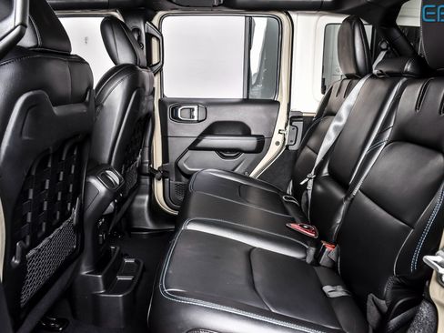 Used 2022 Jeep Wrangler Unlimited Rubicon 4xe w/ Cold Weather Group image 19