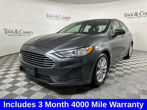 Used 2020 Ford Fusion SE FWD image 1