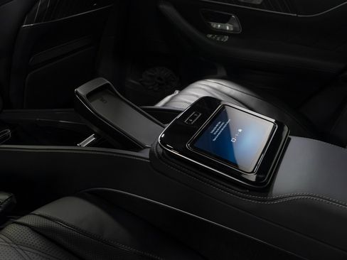 Used 2026 Mercedes-Benz Maybach GLS 600 4MATIC image 79