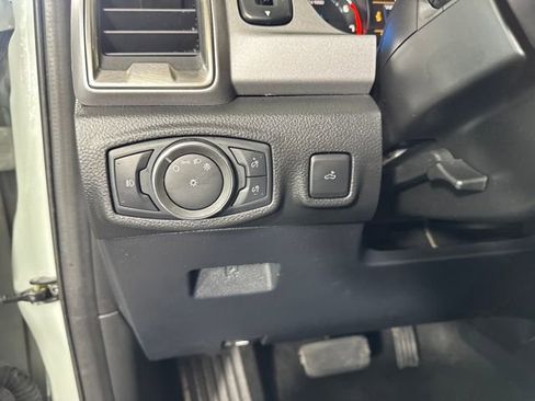 Used 2021 Ford Ranger XLT image 19