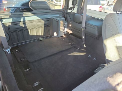 Used 2024 Jeep Wrangler Sport AWD/4WD image 16